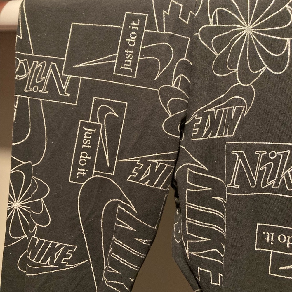 Nike leggings